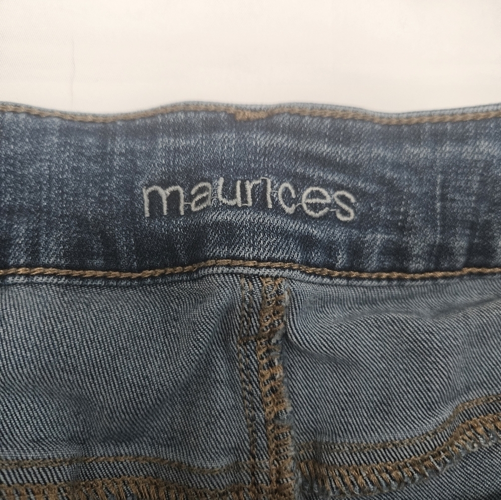 Maurices Medium Wash Skinny Jeans! - Picture 3 of 7